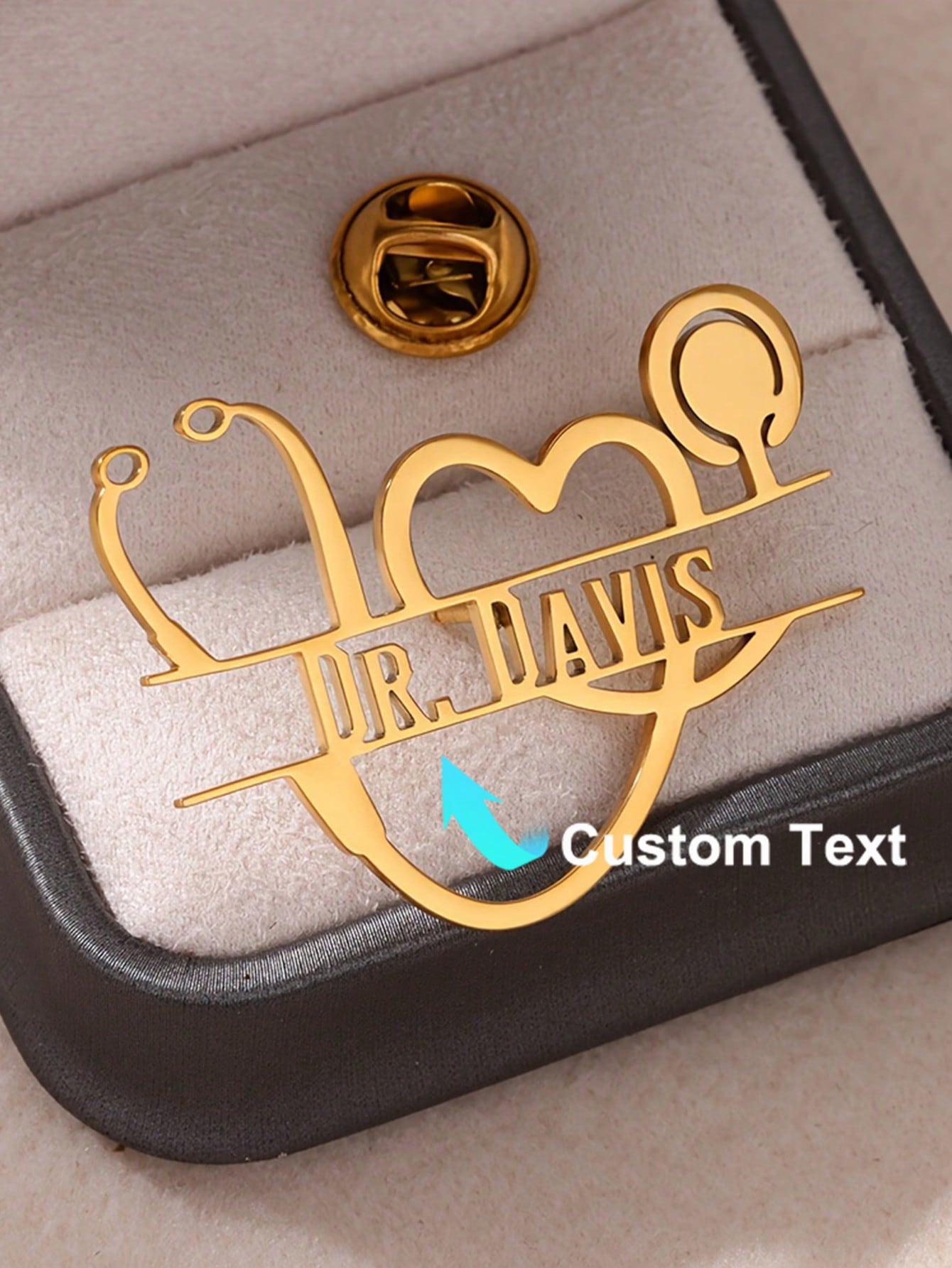 Stethoscope - Spilla a forma di cuore con